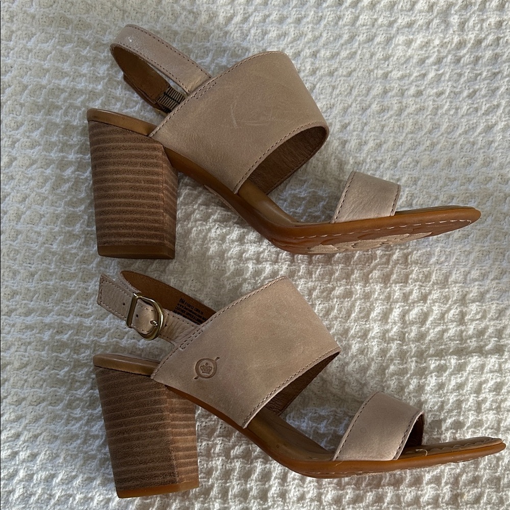 Born Leather Heeled Sandals, Beige Blush Color, Size 8, EUC!